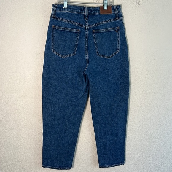 Madewell High Rise Taper Leg Jeans. Size 27 - Picture 7 of 11